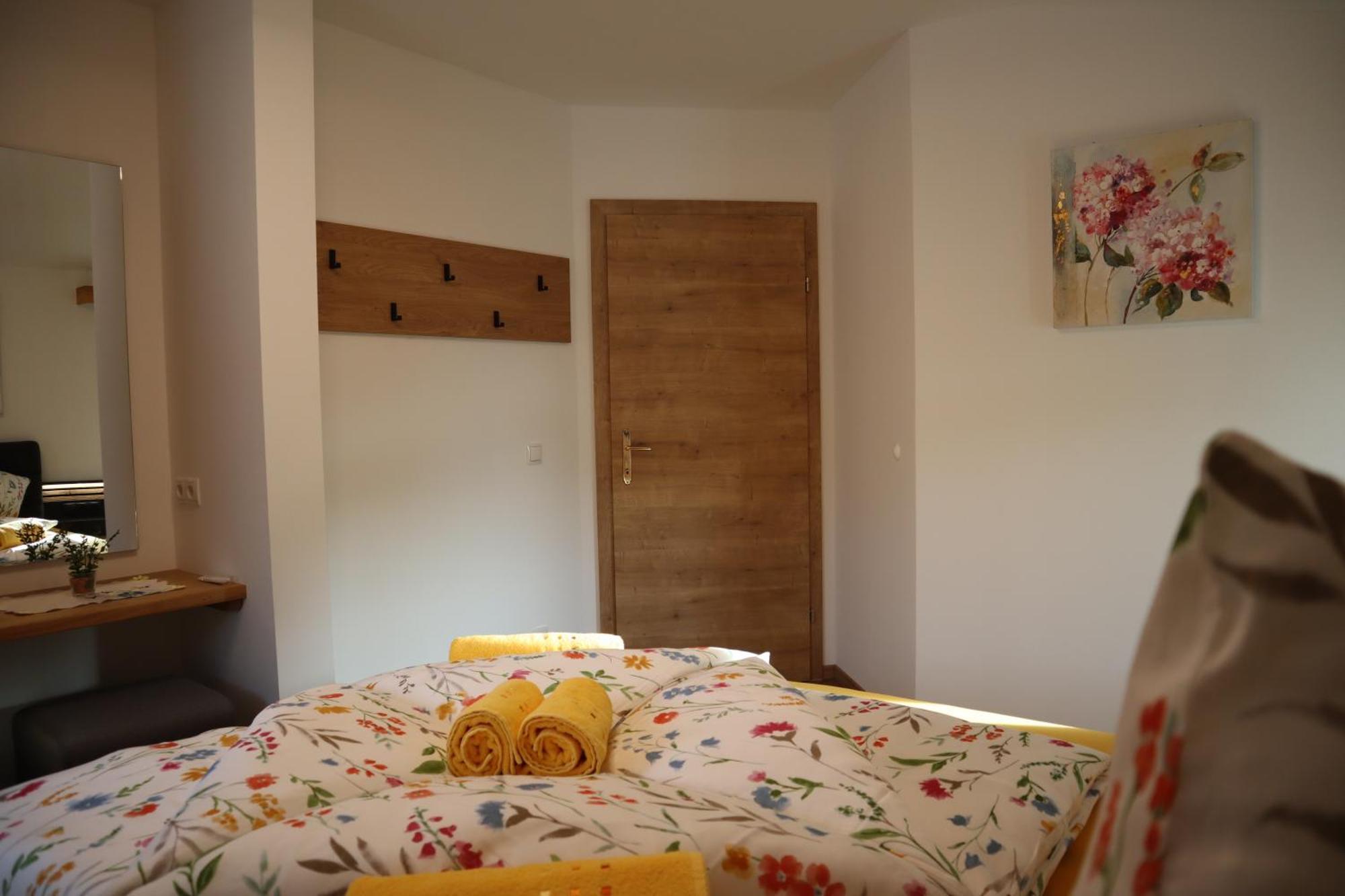 Landhaus-Appartements Warraich Schladming Exteriör bild